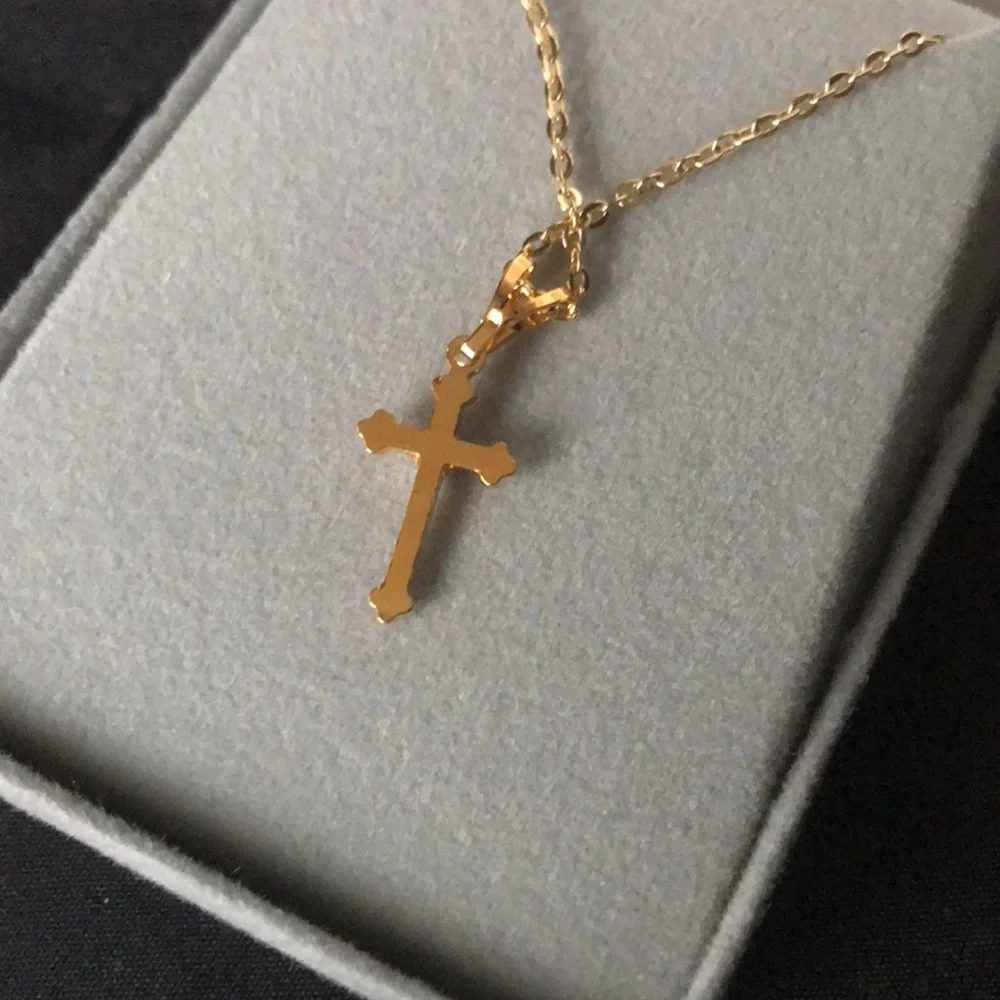 🔸🔶🔸Allison Reed Cross Pendant - Picture 3 of 5